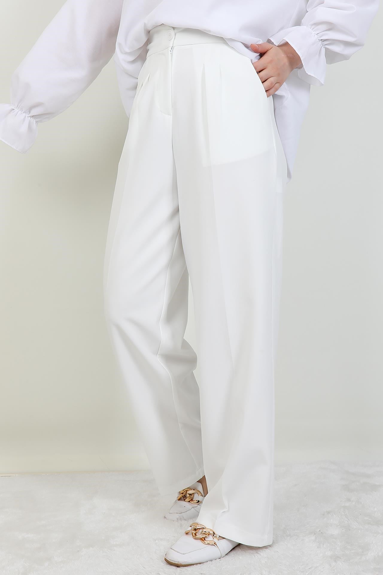 Beli Lastikli Düğmeli Pantolon Beyaz