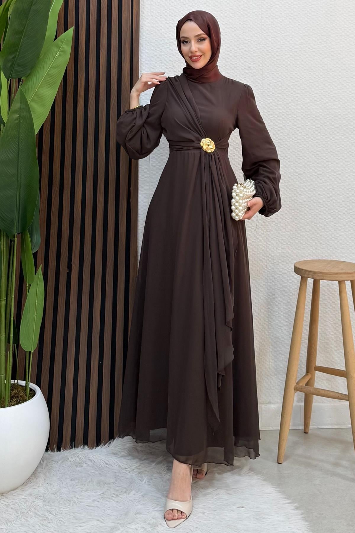 Broş Bağlama Elbise Acı Kahve