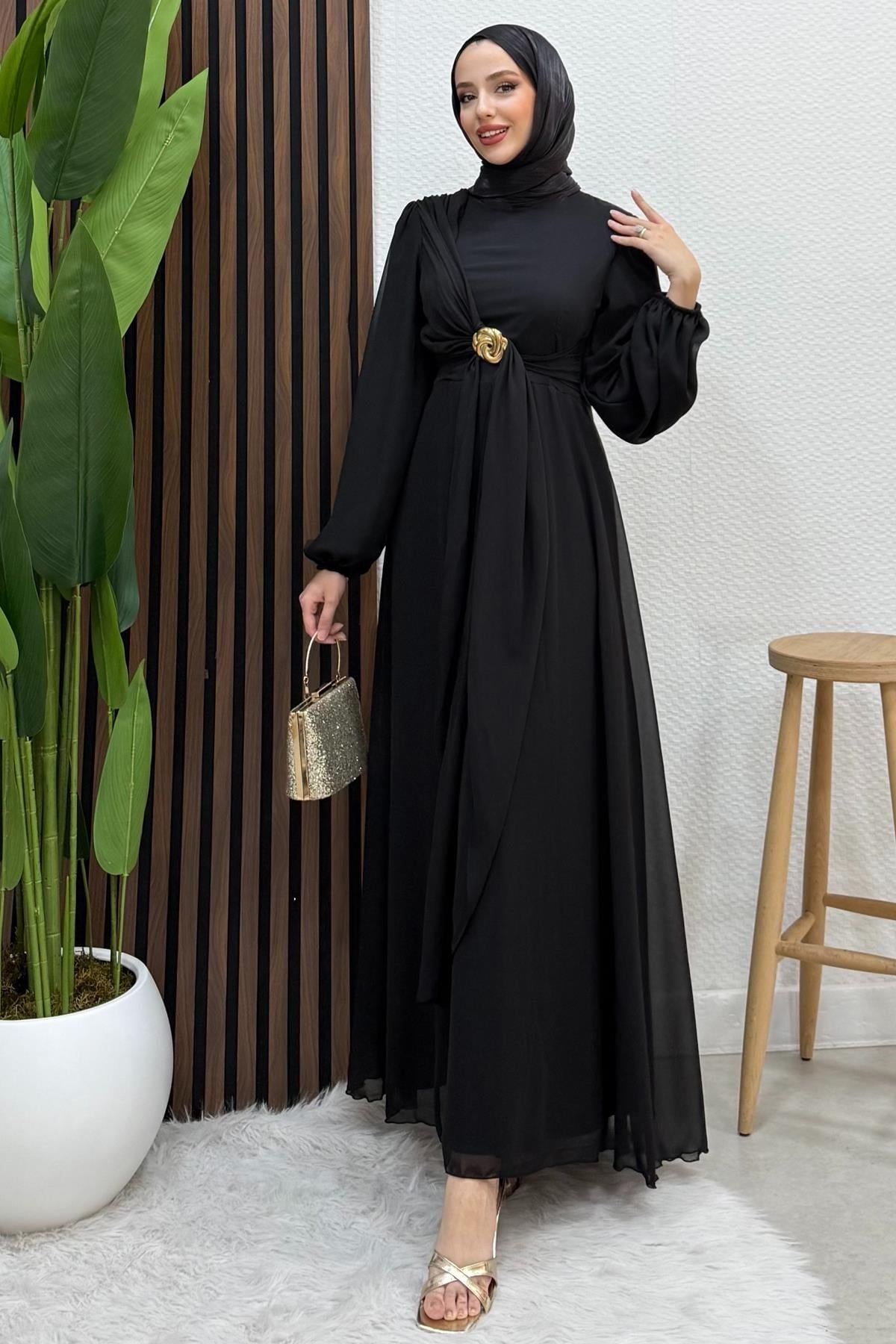 Broş Bağlama Elbise Siyah