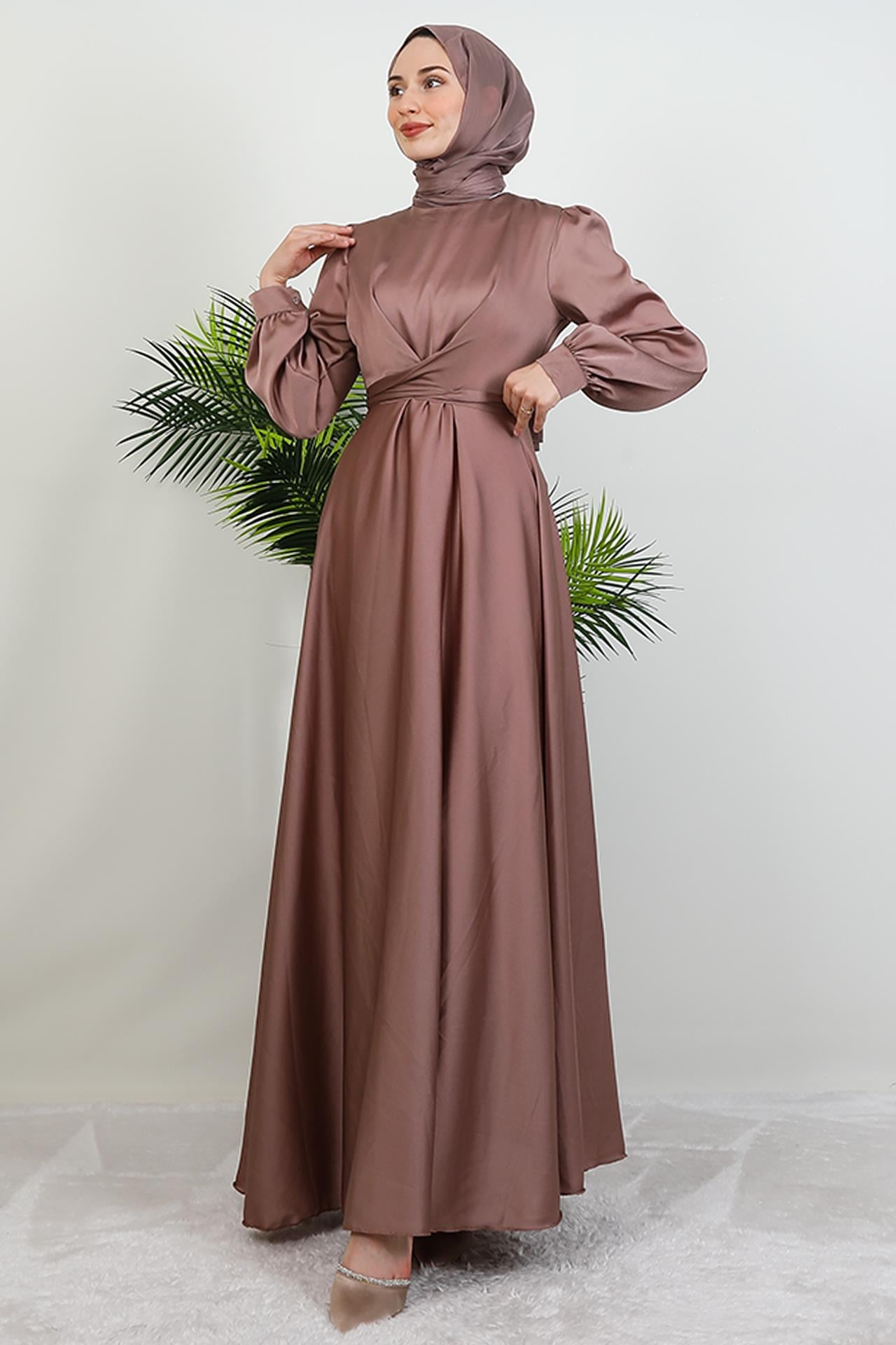 Çapraz Kuşaklı Abiye Pudra