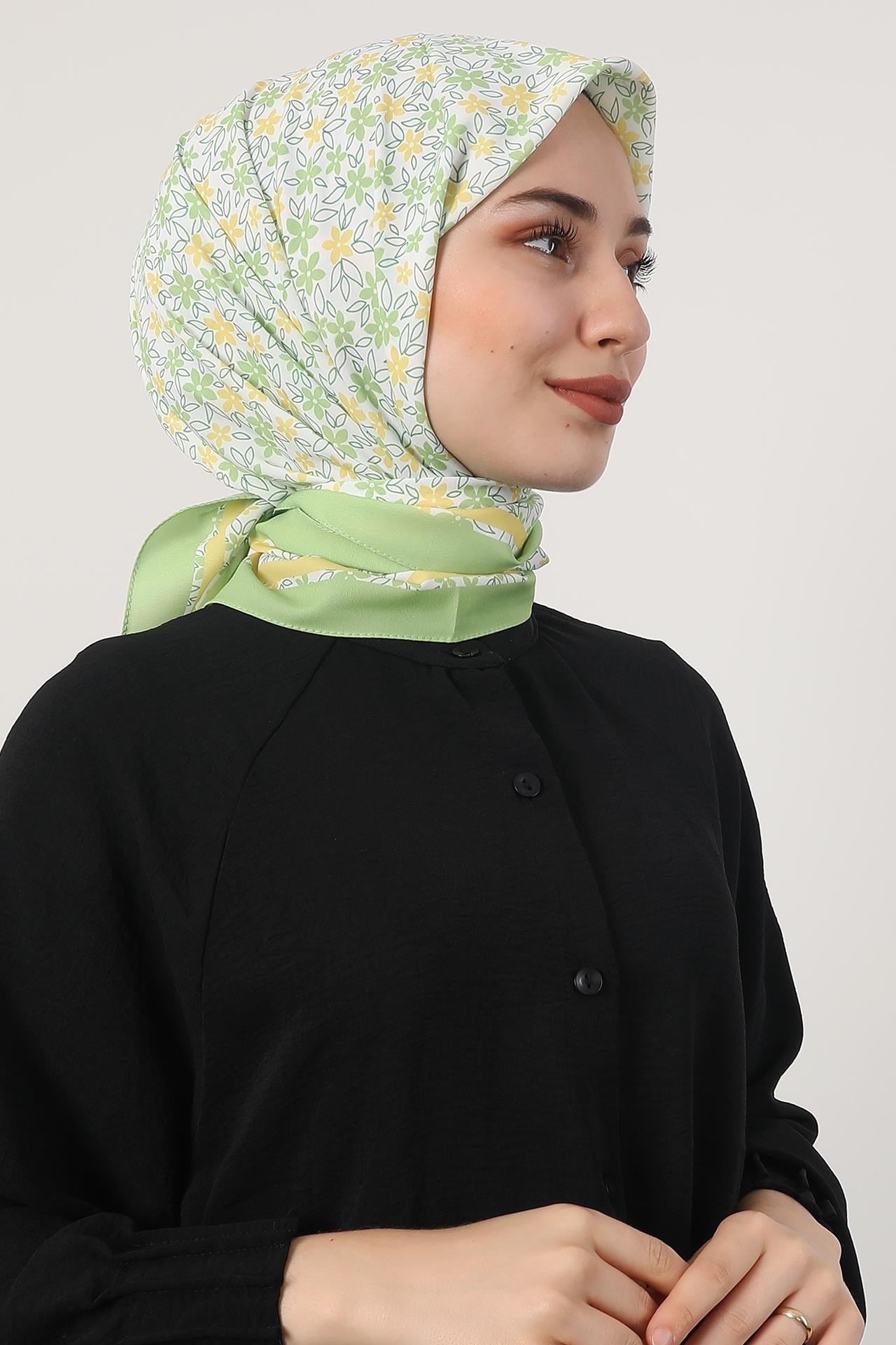 Çıtır Çiçek Desenli Eşarp Fıstık Yeşil