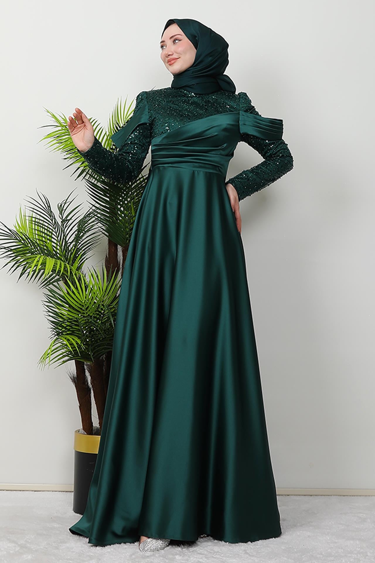 Kolu Drapeli Pullu Abiye Zümrüt