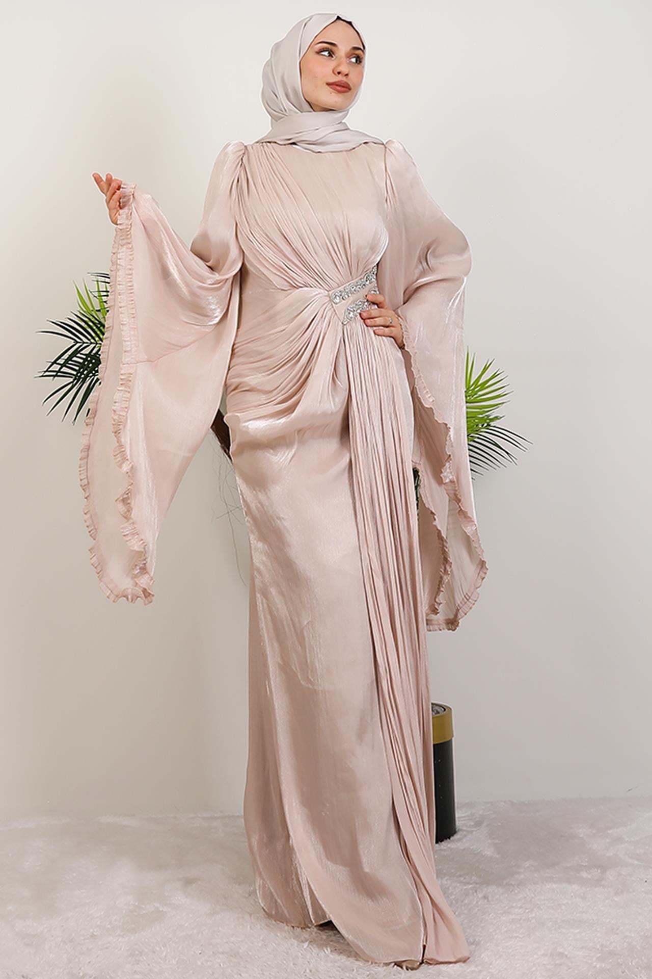 Lena Yoryo Abiye Bej