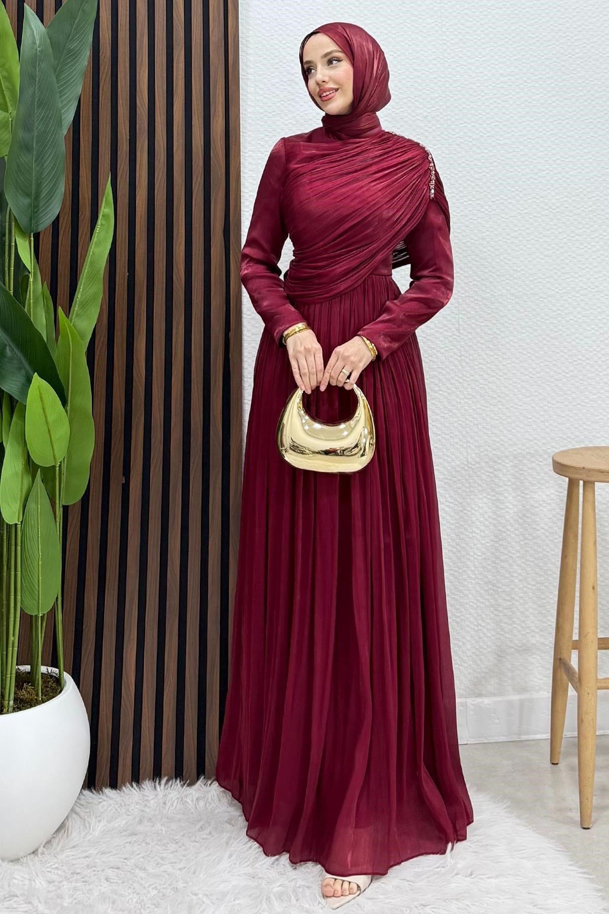 Sanya Yoryo Abiye Bordo