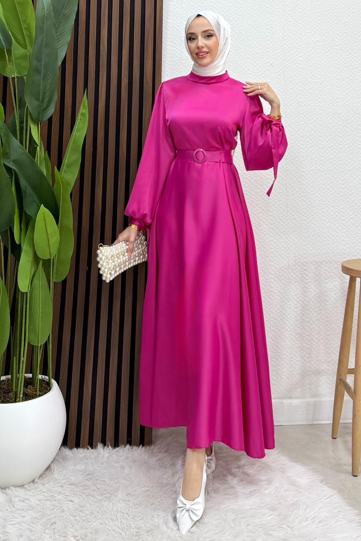 Saten Kemerli Elbise Pembe