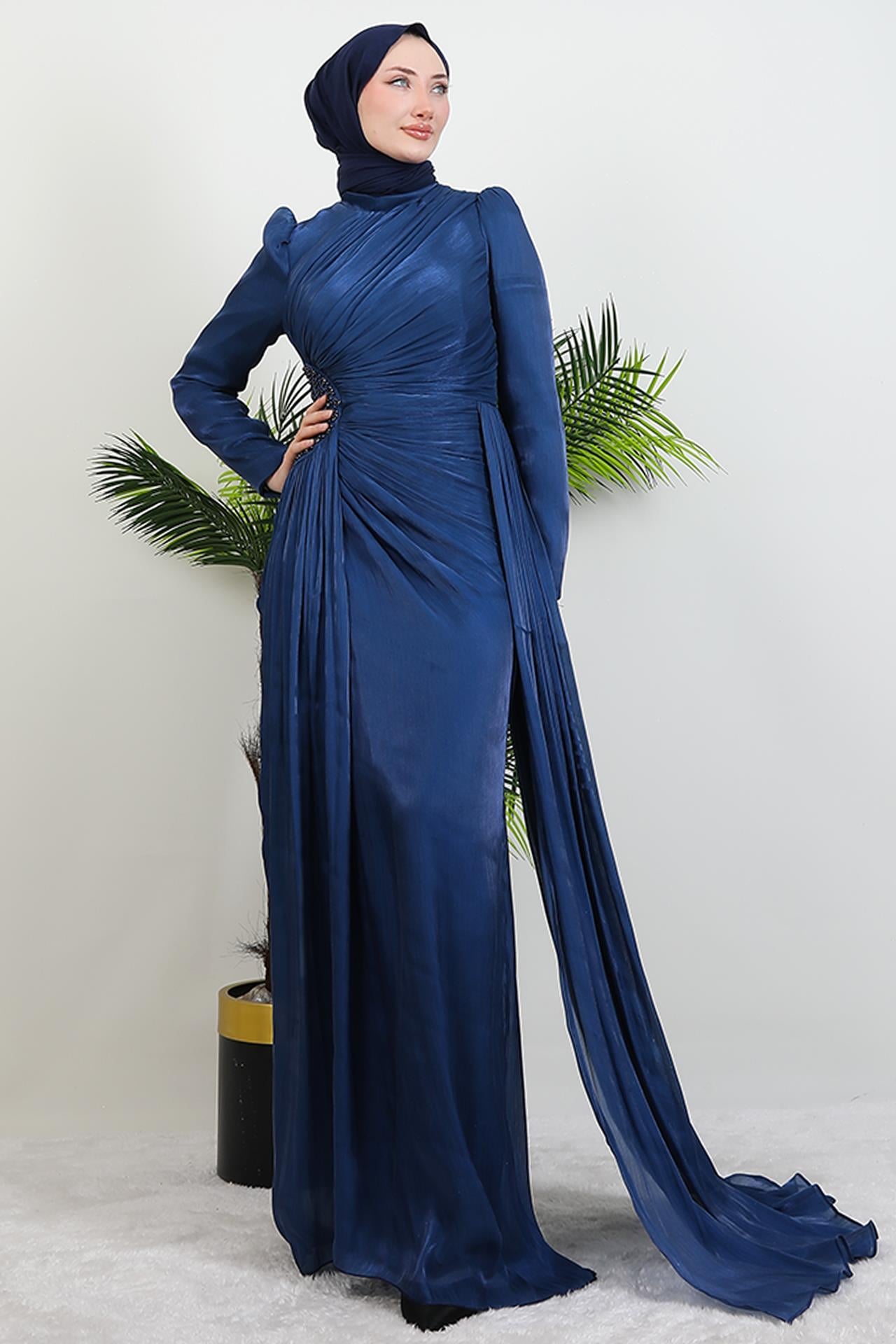 Yaren Taş Detay Abiye Lacivert