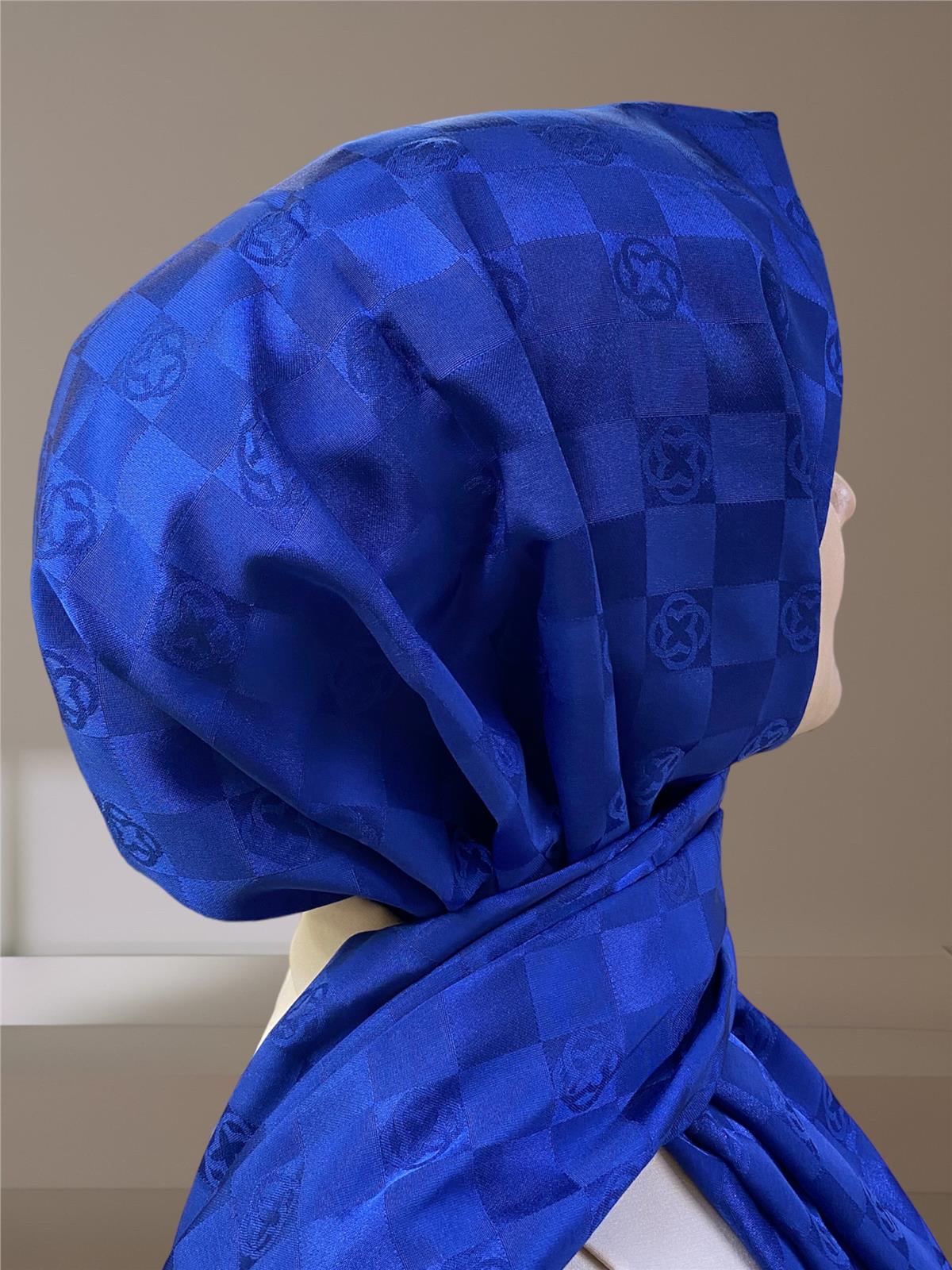 AKER MONOGRAM DAMA ŞAL