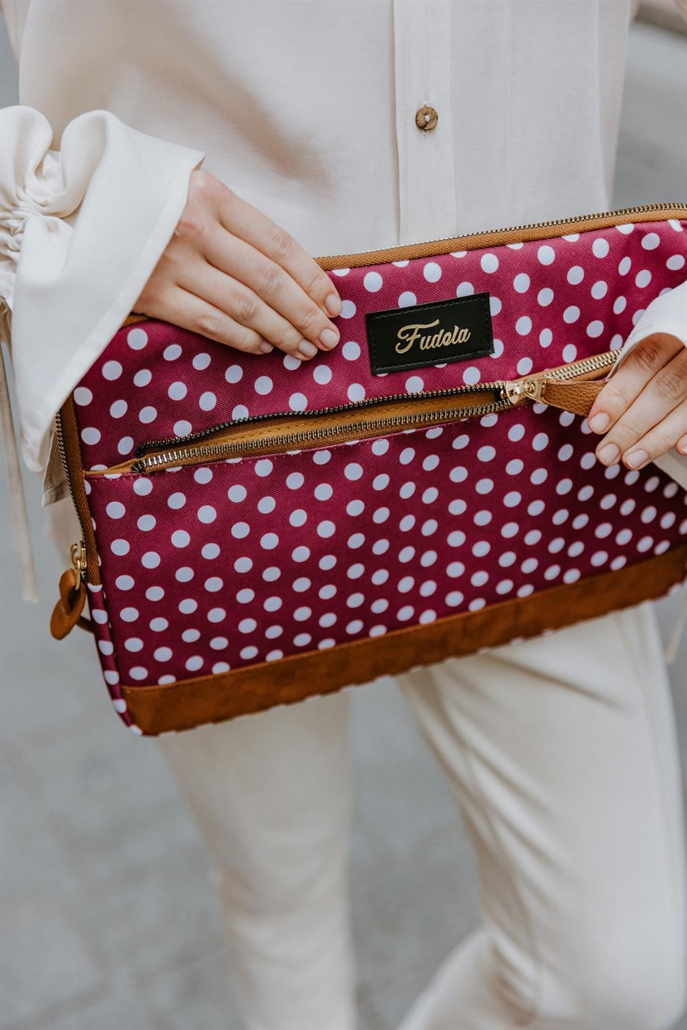 Fudela 13-14 inch Burgundy Polka Dot Macbook- Laptop Bag