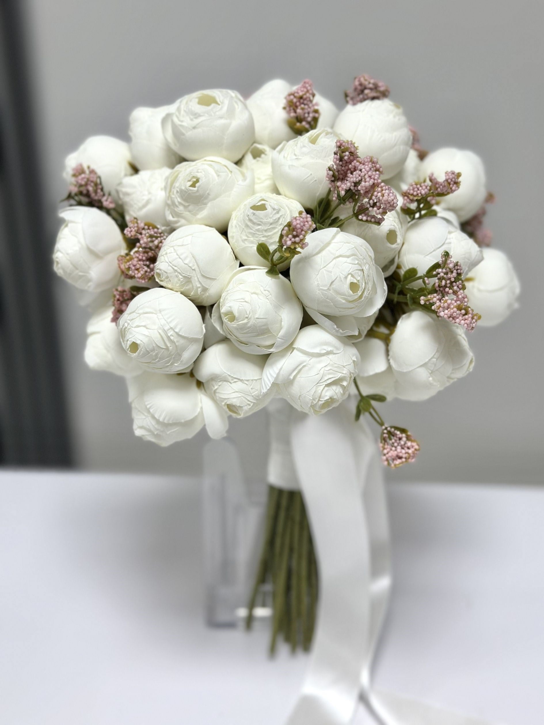 Aloura Peony Beyaz Şakayık Gelin Buketi