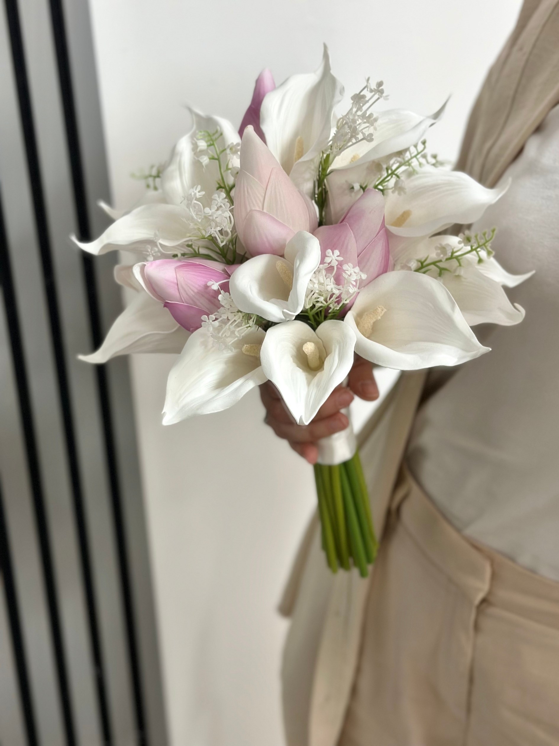 Lila Bloom Islak Gala ve Lale Gelin Buketi | Müge ve Cipso Detaylı