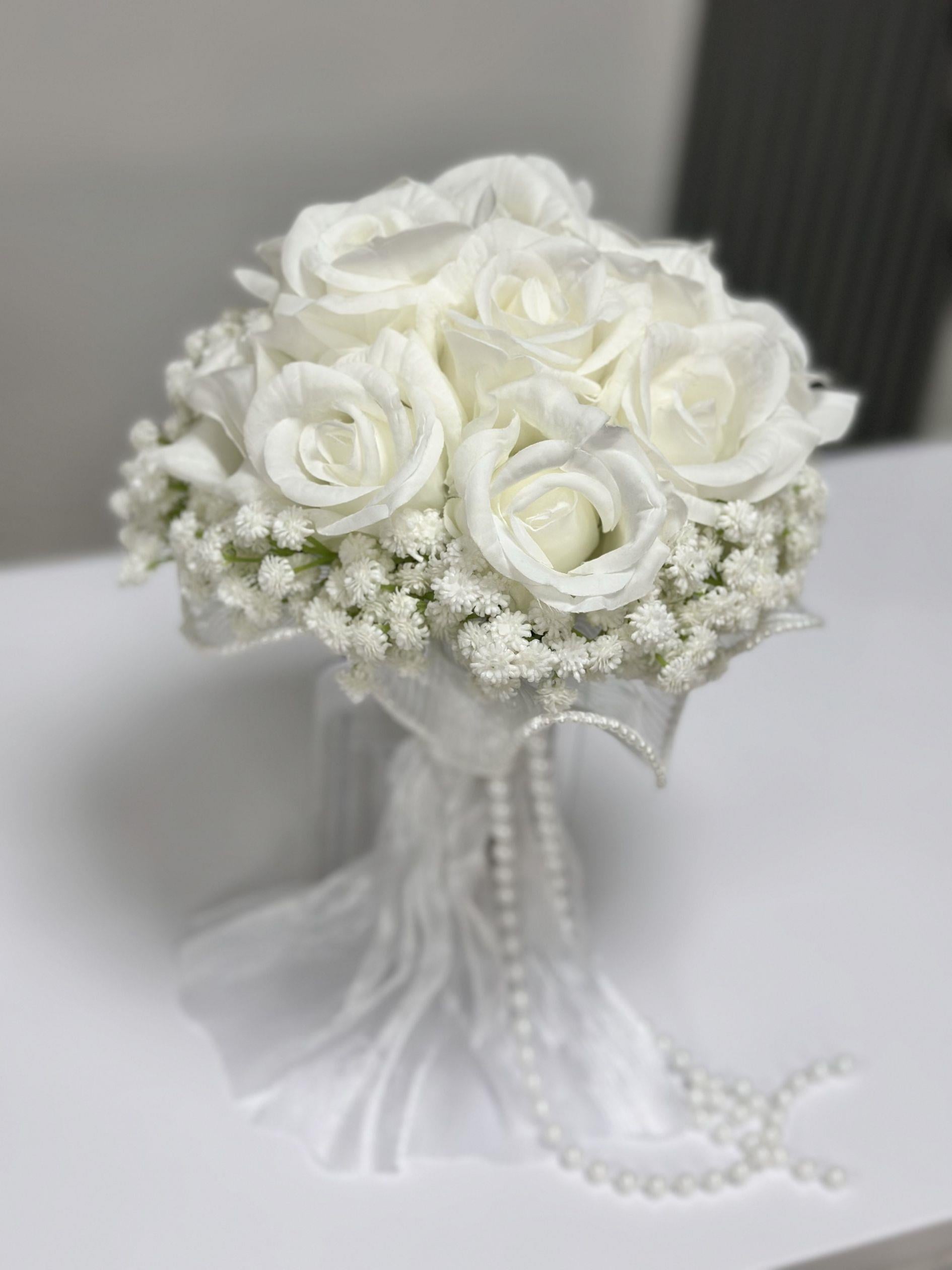 Pearl Ivory Rose Islak Gül Gelin Buketi | Tül ve İnci Detaylı