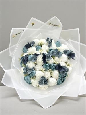Mavi Beyaz Mega İsteme Buketi – Gösterişli Söz ve Nişan Çiçeği