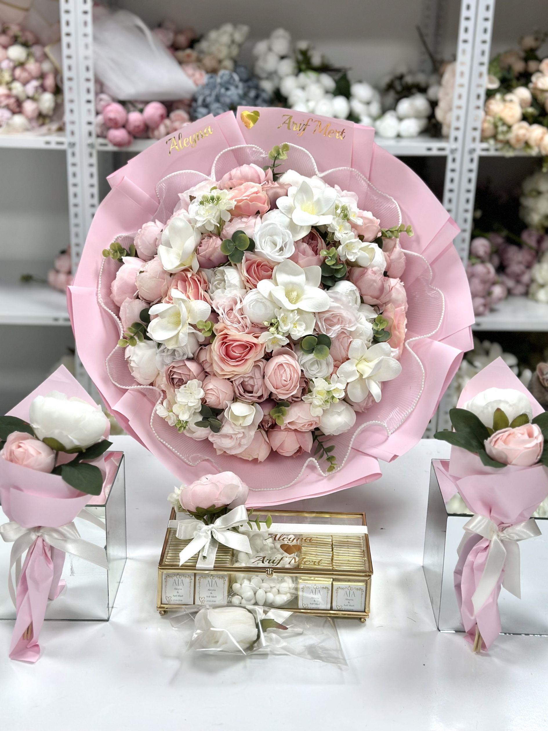 Blush Garden İsteme Seti Zirve Boy – 80 Madlen & Anne Çiçekli