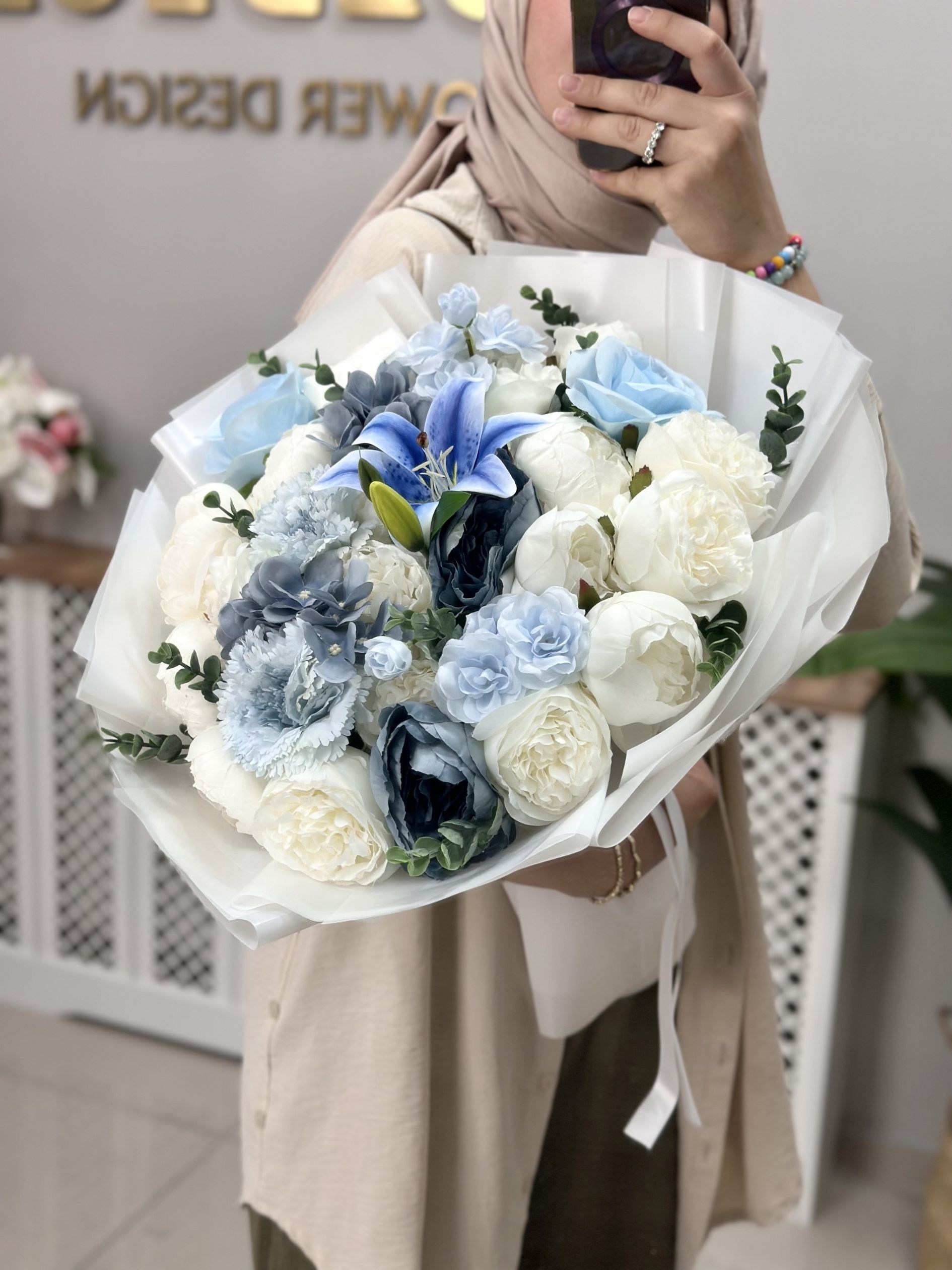 Lunaria Blue İsteme Buketi | Islak Lilyum Karanfil Şakayık Gül