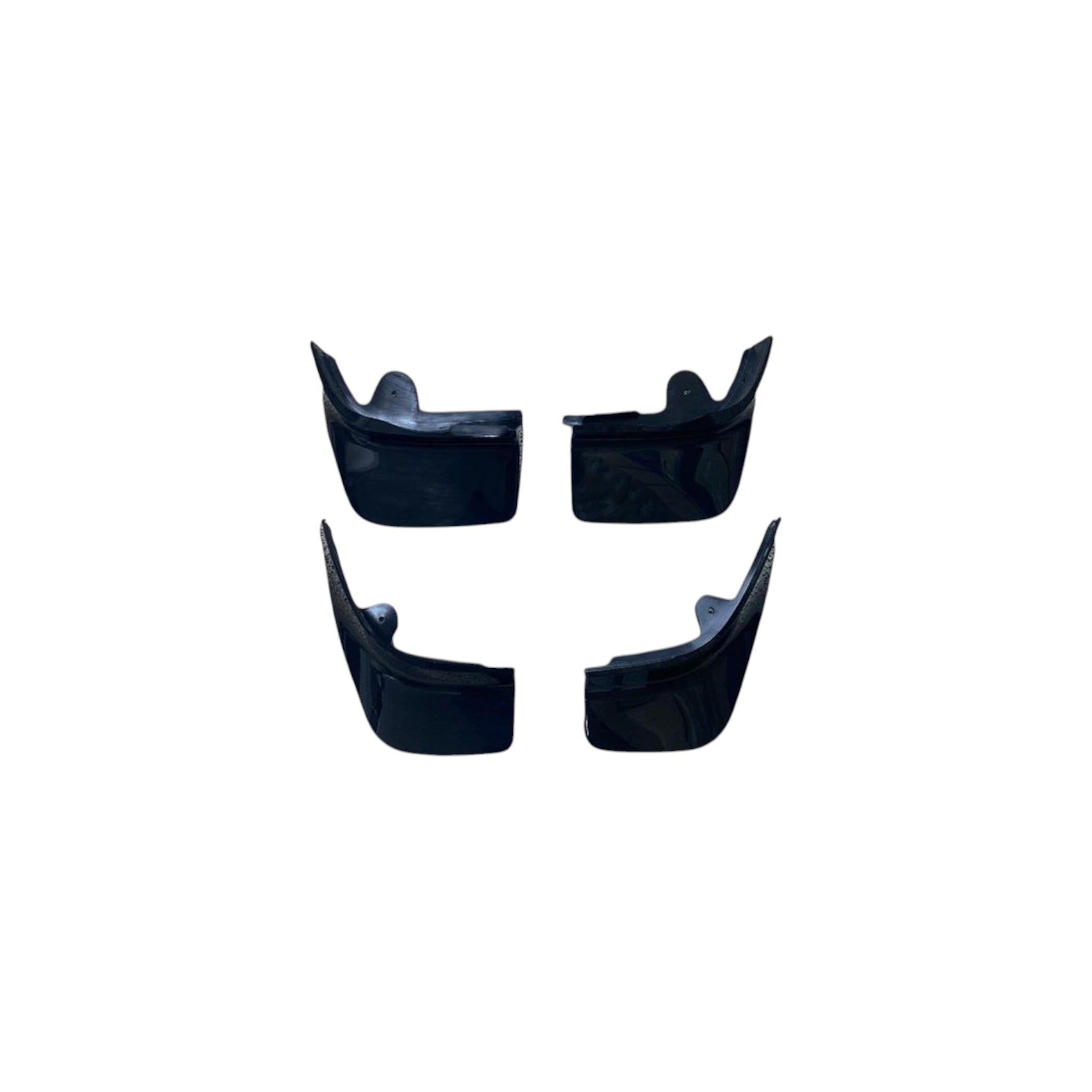 ÖN-ARKA PAÇALIK SETİ RANGE ROVER VOGUE L460 2022-2025 PARLAK SİYAH VPLKP0501-VPLKP0502