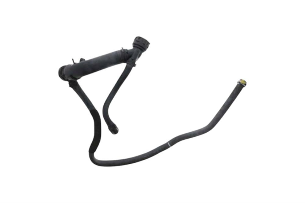 RADYATÖR ALT HORTUM 5.0 RANGE ROVER LR012615