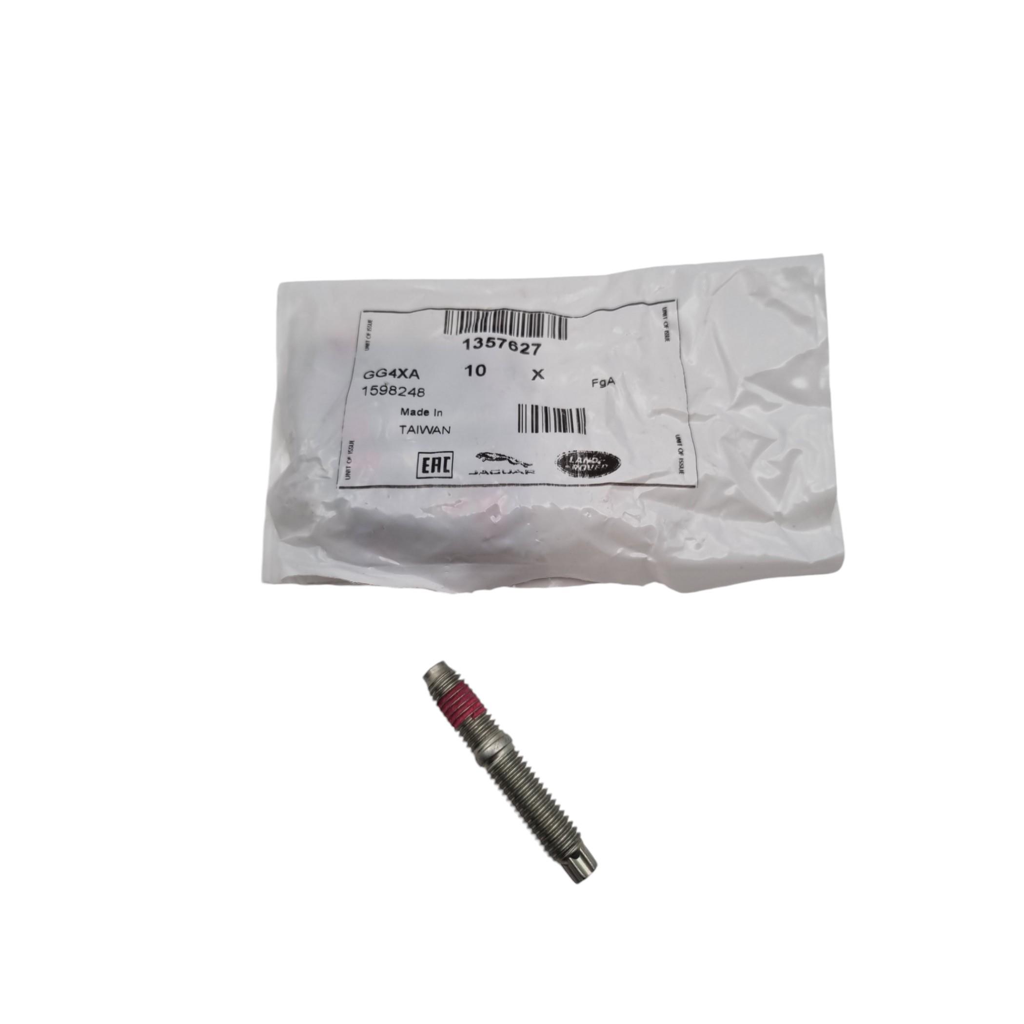 1357627 2.7 3.0 EGZOZ MANİFOLD SAPLAMASI