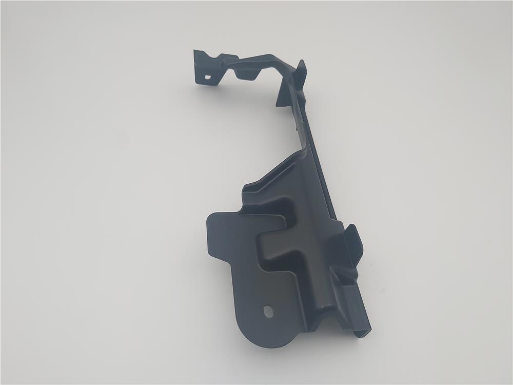 DQG000073 ARKA TAMPON BRAKETİ ORTA SOL