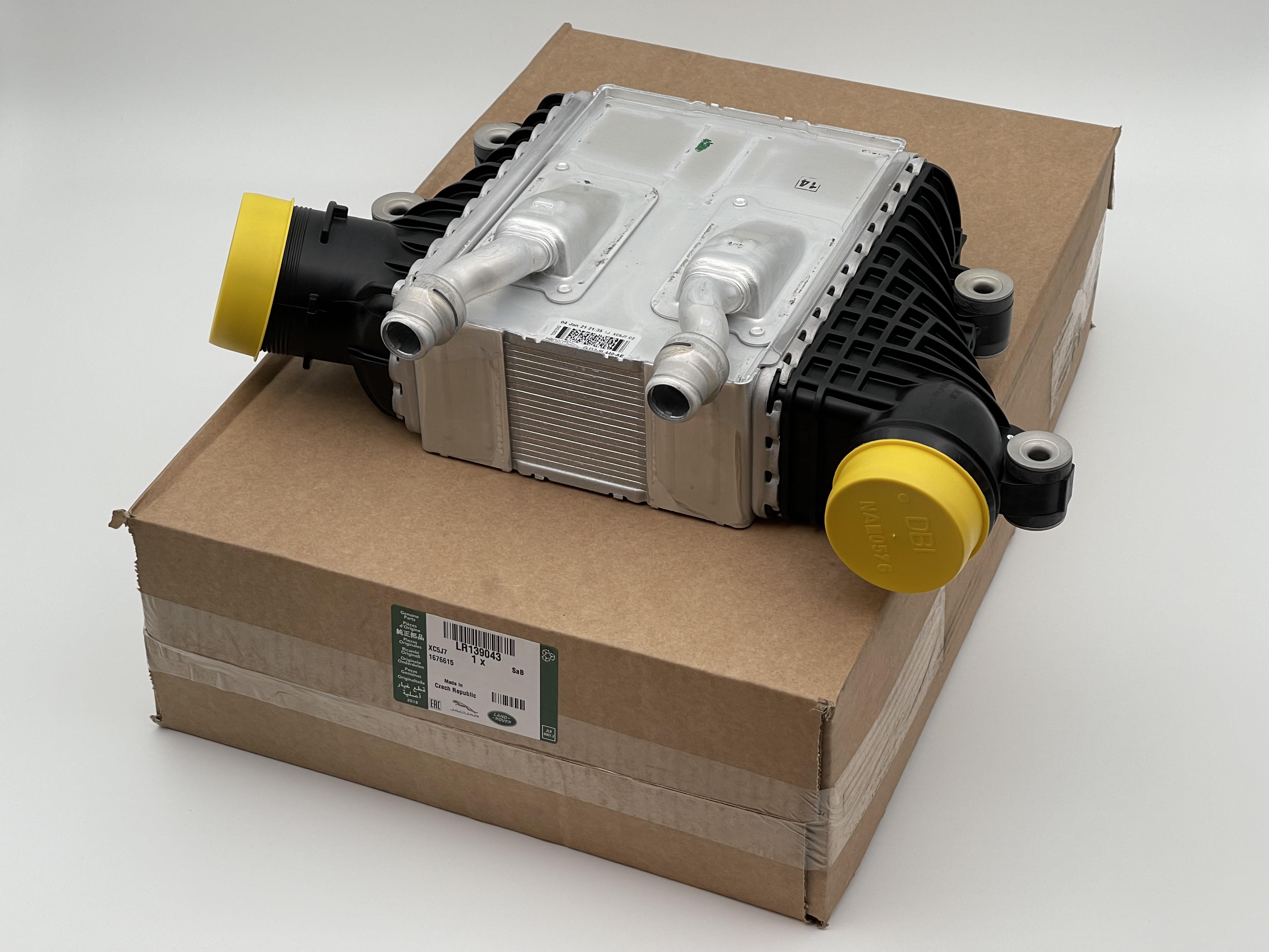 INTERCOOLER LR139043 LR095900 LR072118 J9C25741 J9C7217 
