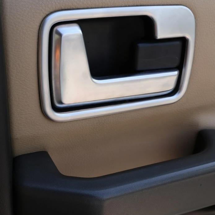 LAND ROVER DISCOVERY 3 KAPI İÇ AÇMA KOLU ÇERÇEVE KAPLAMASI