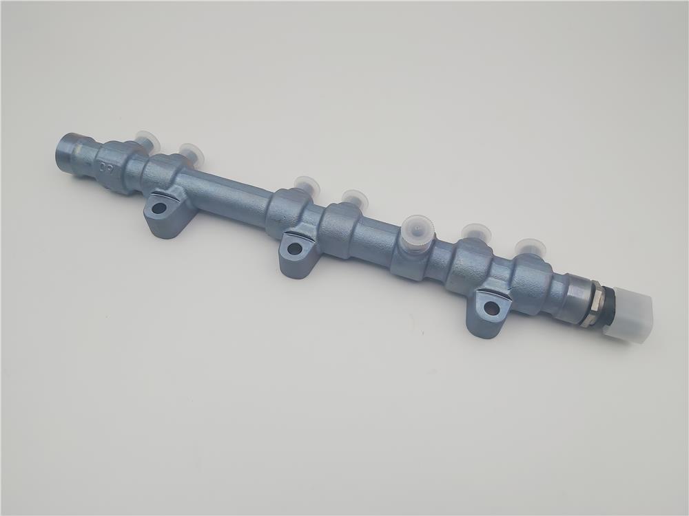 LR022982 ENJEKTÖR RAİL KÜTÜĞÜ SOL 4.4 TDV8