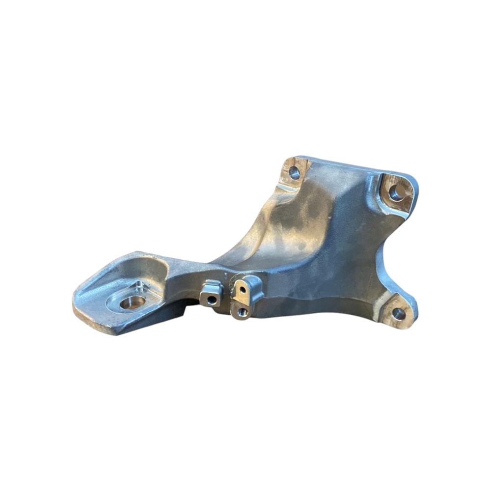 LR033182 MOTOR TAKOZ BAĞLANTI BRAKETİ SAĞ 4.4 DİZEL  