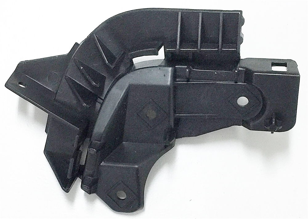 ÖN TAMPON BAĞLANTI BRAKETİ SOL RANGE ROVER VOGUE L322 LR011577