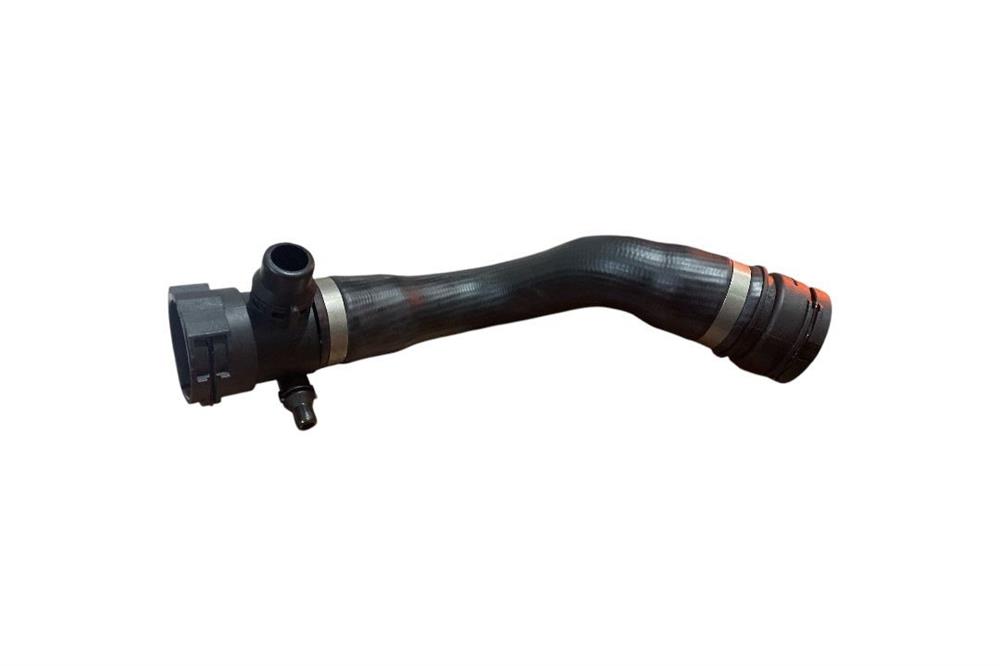 RADYATÖR HORTUMU BMW F25 F26 17127646150