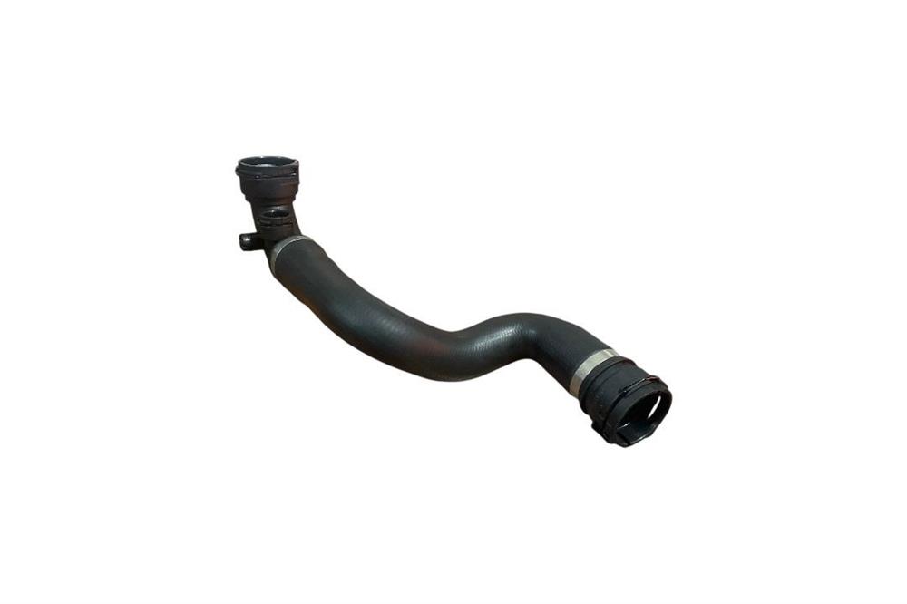 RADYATÖR HORTUMU ÜST BMW E53 (M54) 11537500733