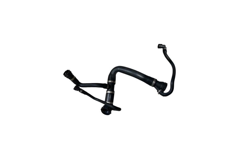 RADYATÖR HORTUMU ÜST BMW E53 X5 (N62) 17127526856