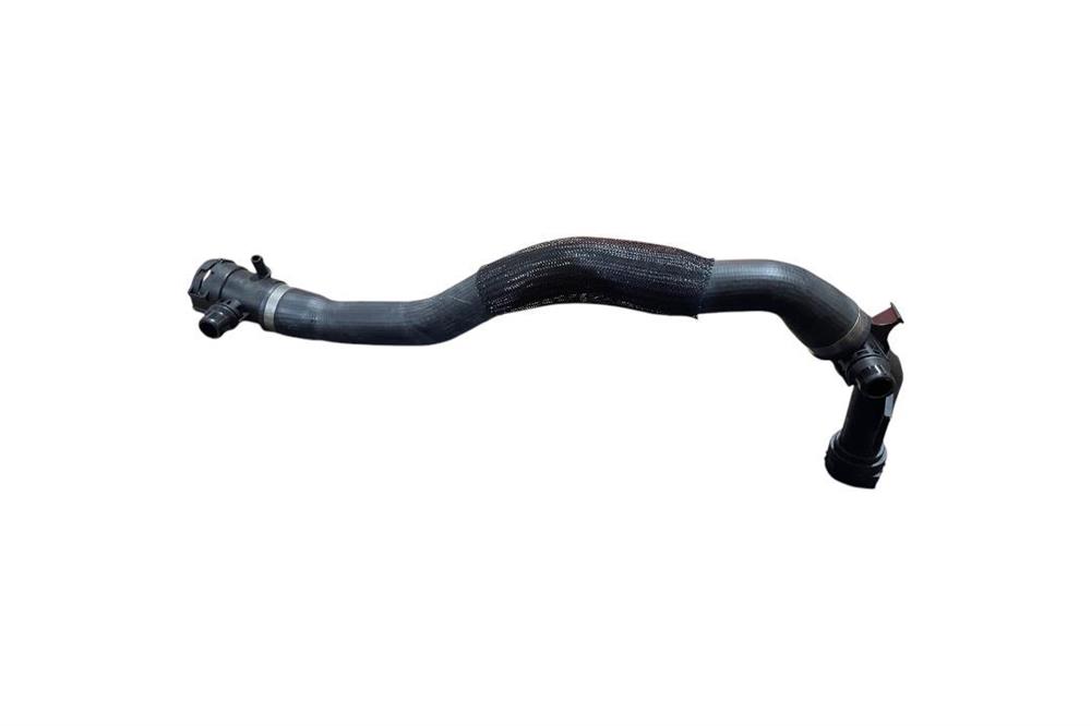 RADYATÖR ÜST HORTUM BMW F20 LCI  17128602027