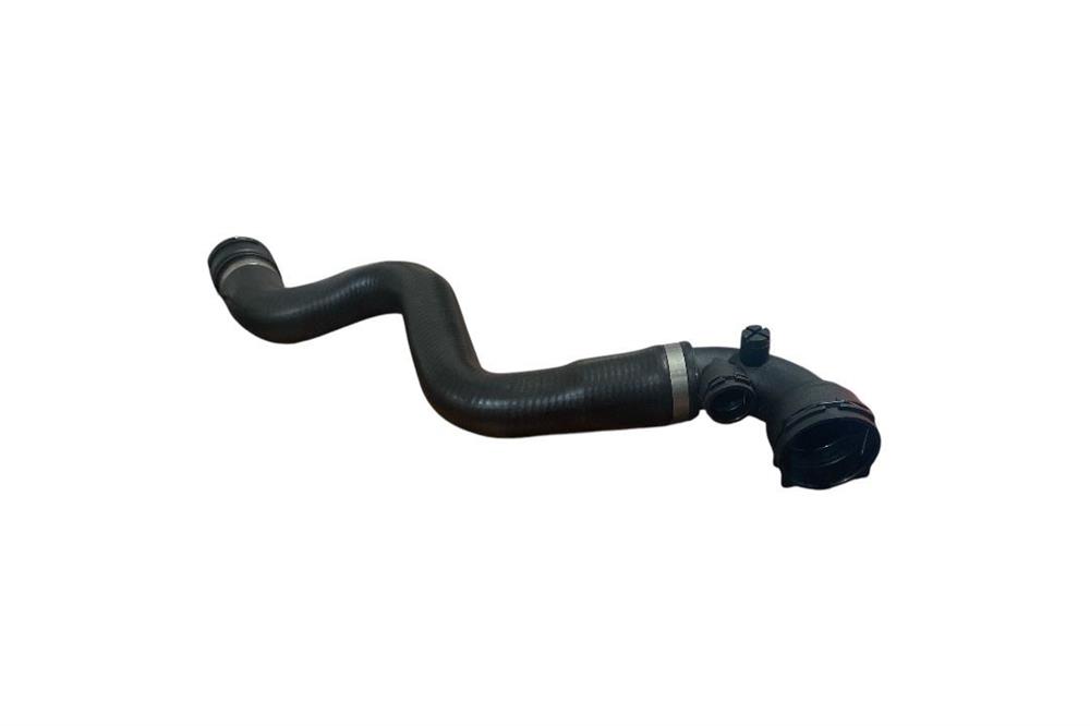 RADYATÖR ÜST HORTUMU BMW E46 11531436407