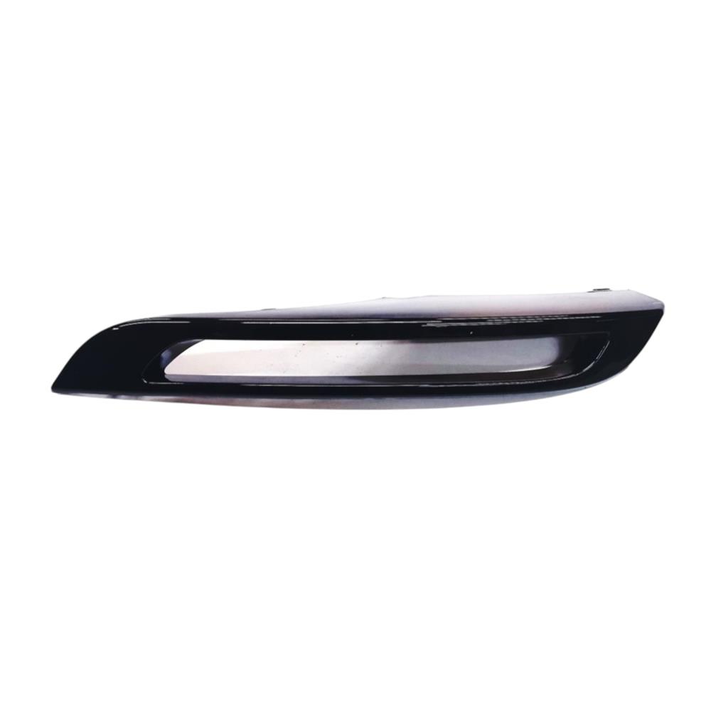 SİS LAMBA ÇERÇEVESİ SAĞ RANGE ROVER VELAR LR093515