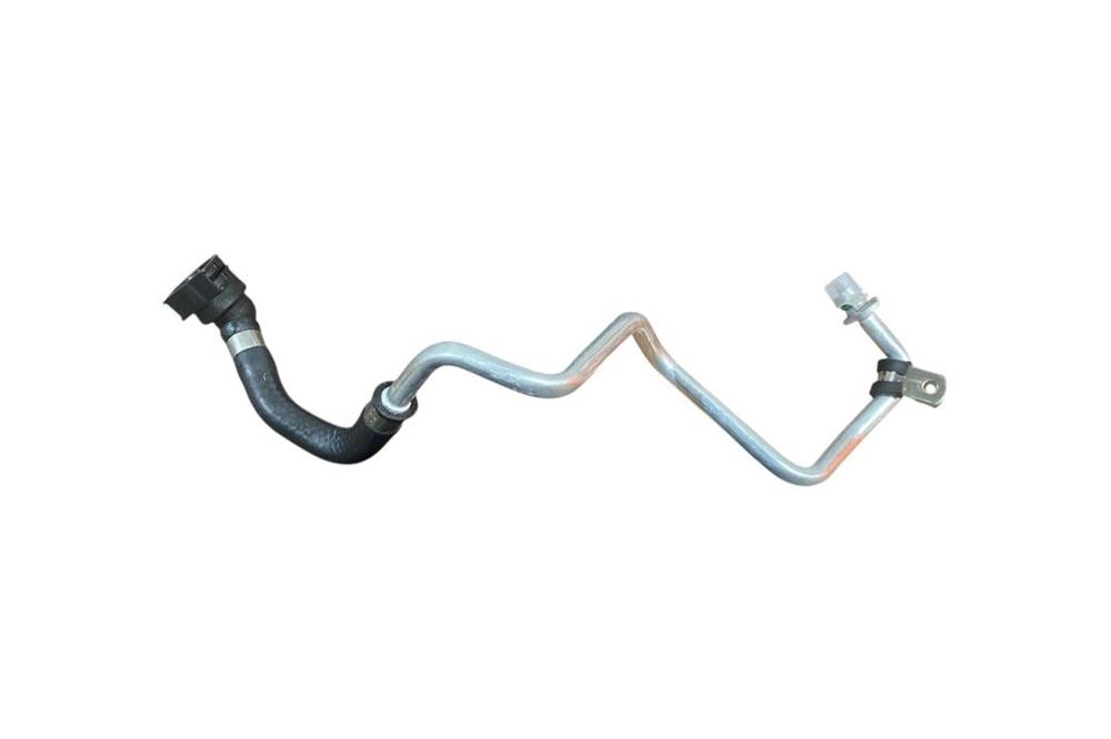 TURBO GERİ DÖNÜŞ HORTUMU BMW F20 F30 F36 G20 G30 11537643226