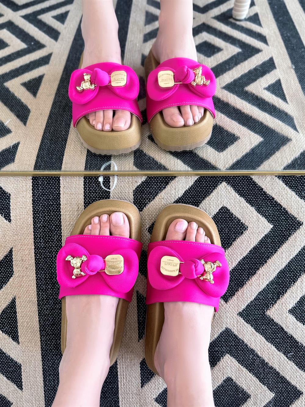 Aksesuar Detaylı Terlik