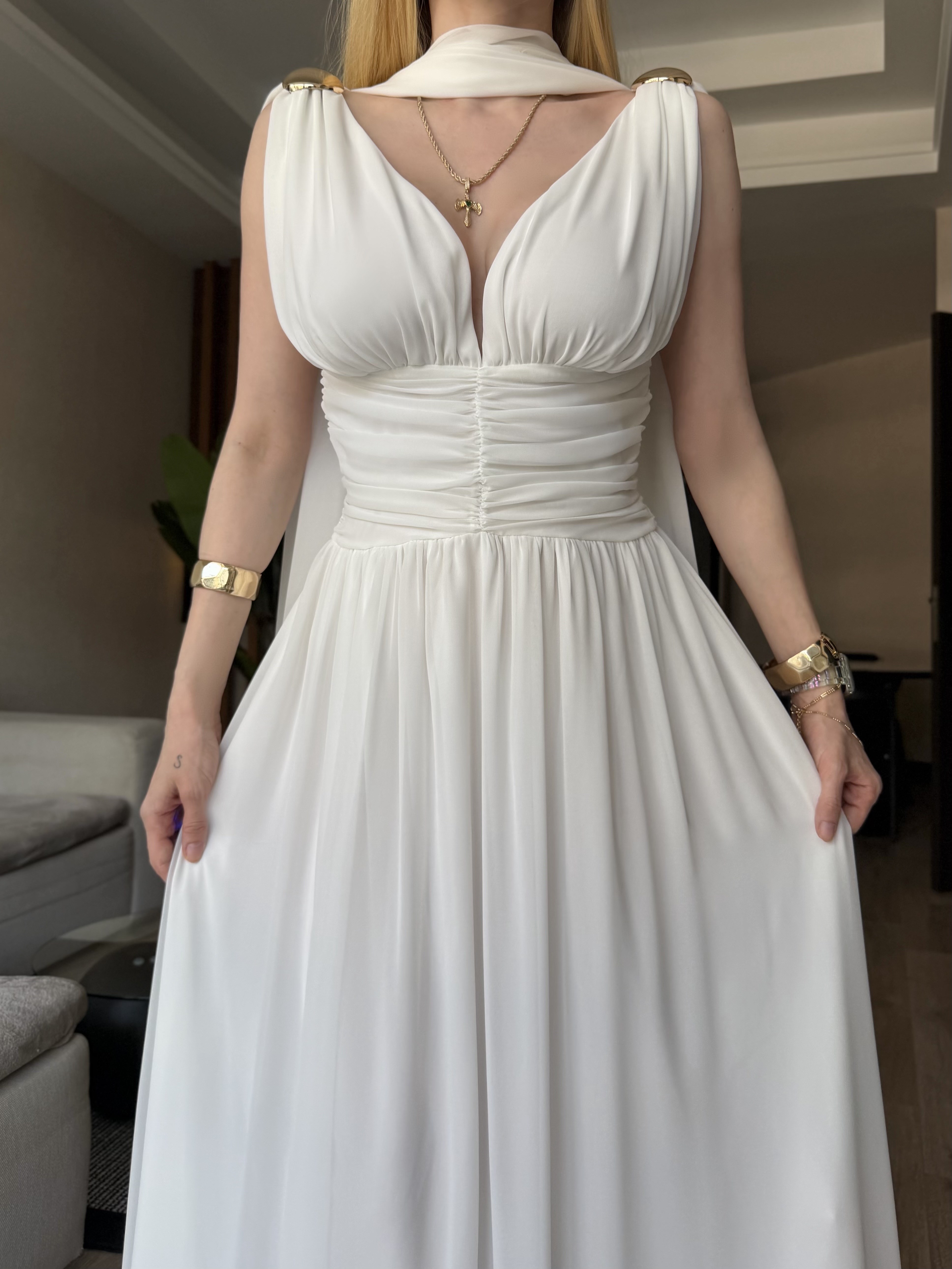 Divine Touch Premium Gold Detaylı Elbise