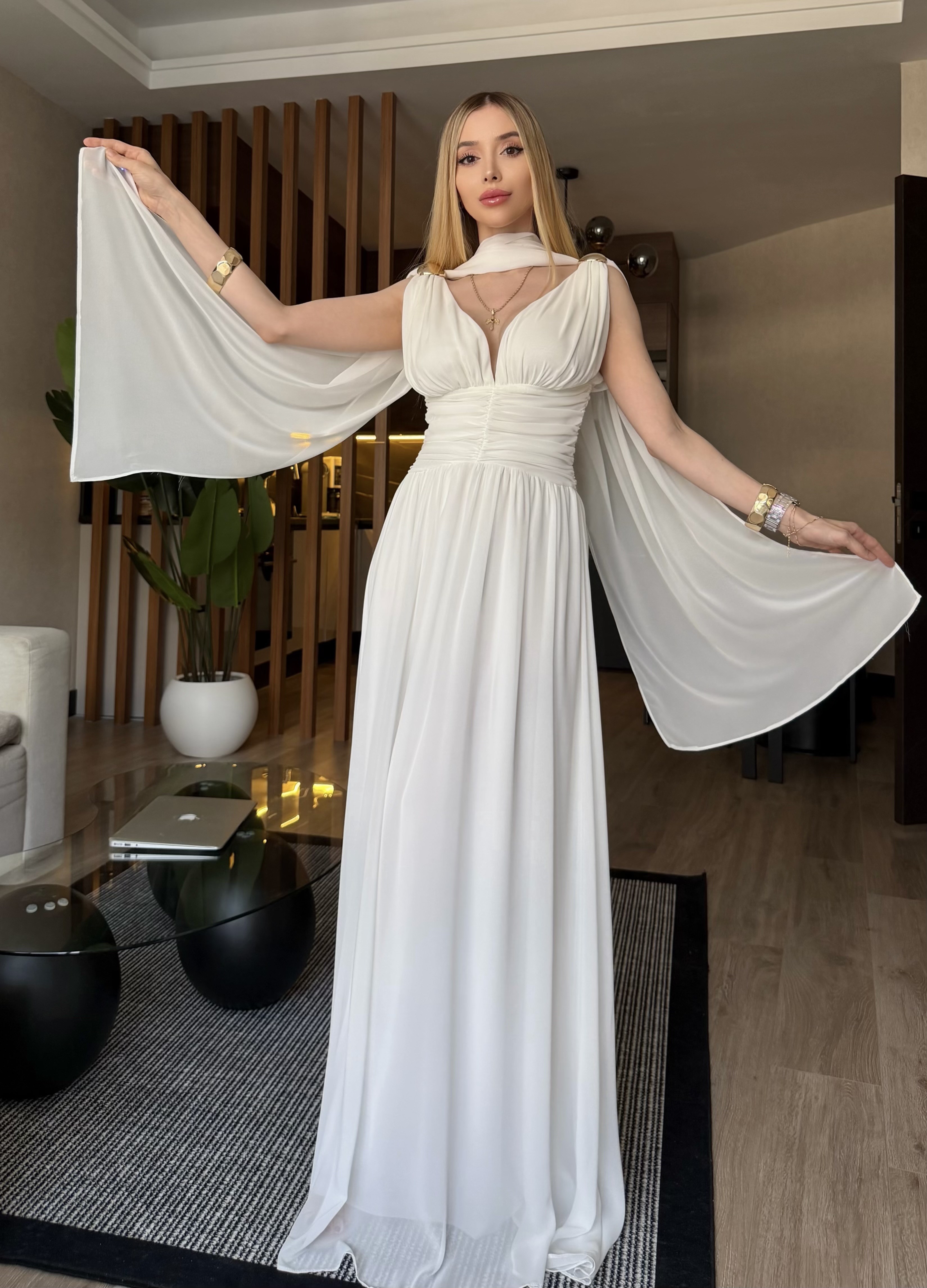 Divine Touch Premium Gold Detaylı Elbise