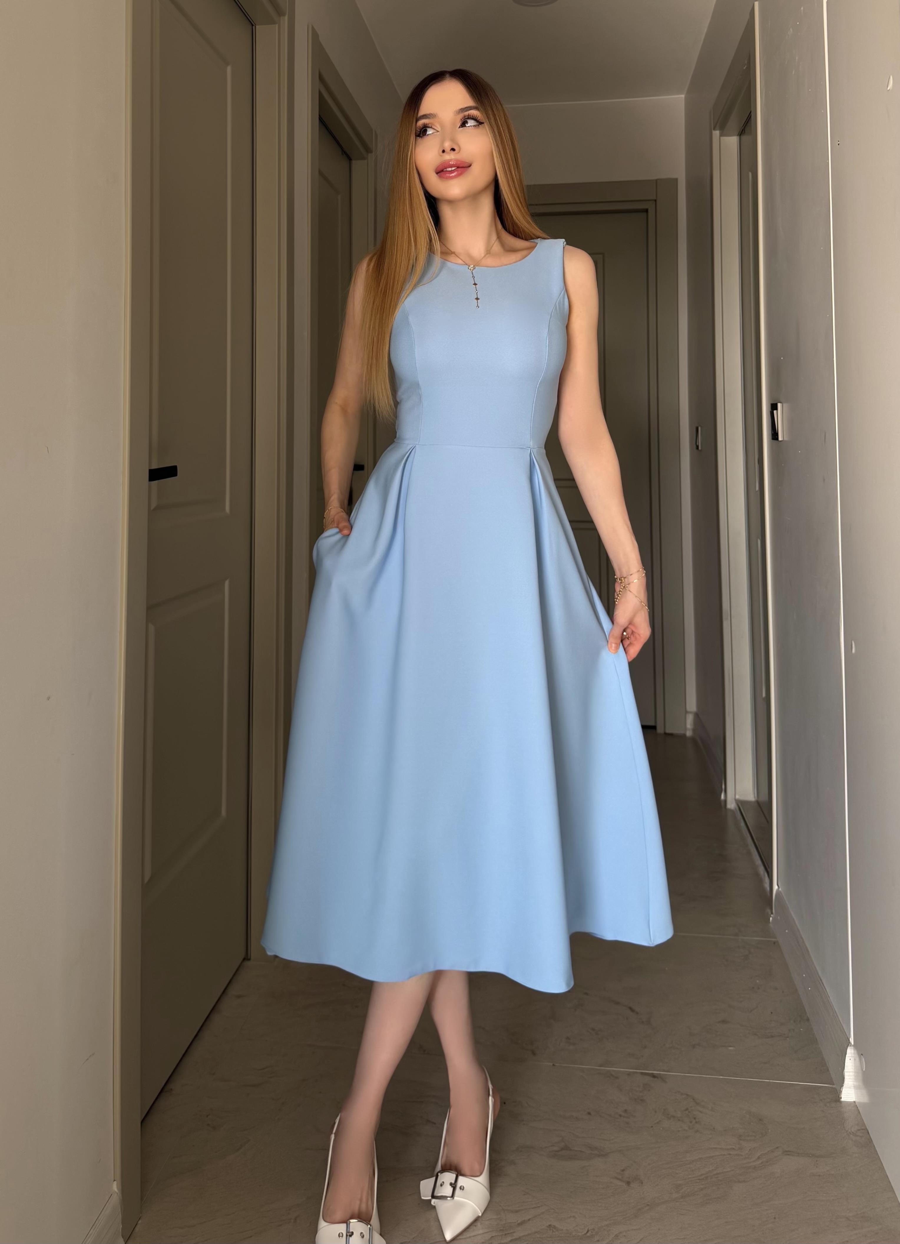 Elegance Flow Halter Midi Dress