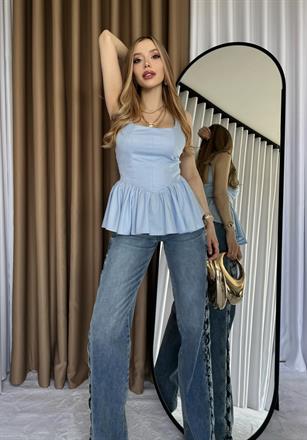 Flora Kare Yaka Fırfırlı Gipeli Bluz