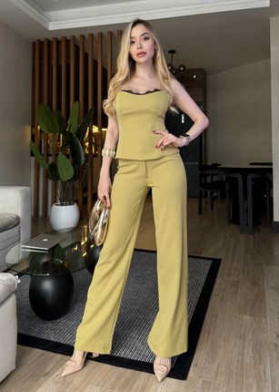 Mystique Dantel İşlemeli Takım
