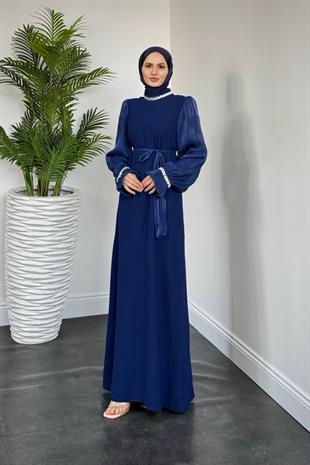 Anna Boynu ve Kolu Baget Taş İşlemeli Abiye Lacivert