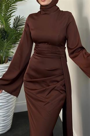 Arabella Pelerinli Saten Balık Abiye Kahverengi