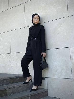 Arkası Pelerinli Tulum Siyah