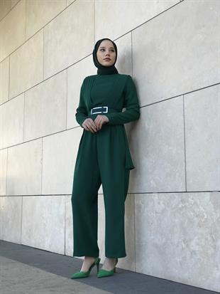 Arkası Pelerinli Tulum Zümrüt