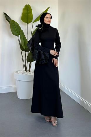 Asel Fiyonk Detaylı Krep Abiye Siyah