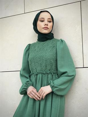 Balon Kol Beli Lastikli Güpür Detay Elbise Yeşil