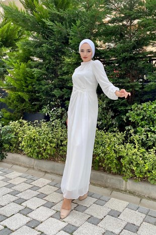 Beli İşlemeli Şifon Abiye Beyaz