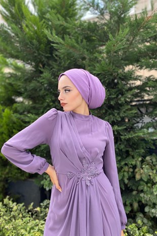 Beli İşlemeli Şifon Abiye Lila
