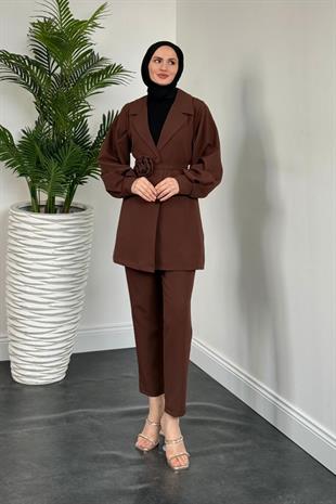 Bonita Gül Kemerli Astarlı Ceket Takım Kahverengi