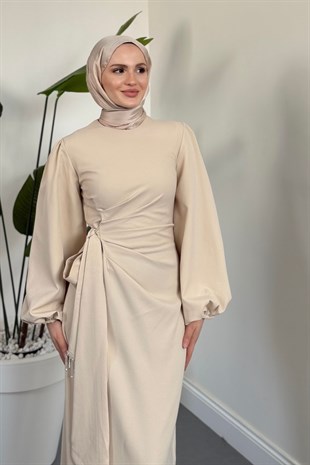 Carmielle Kemeri ve Alt Kısmı Taşlı Abiye Krem